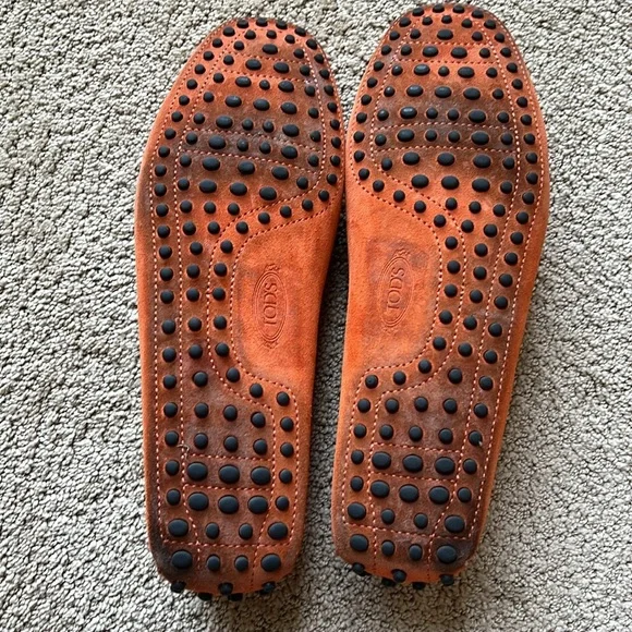 TOD’S GOMMINO LOAFERS